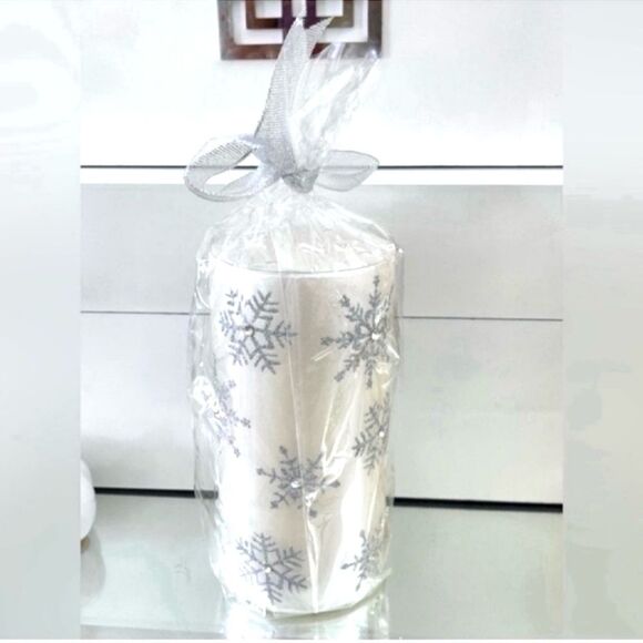 New Snowflakes Christmas Candles - Picture 4 of 7